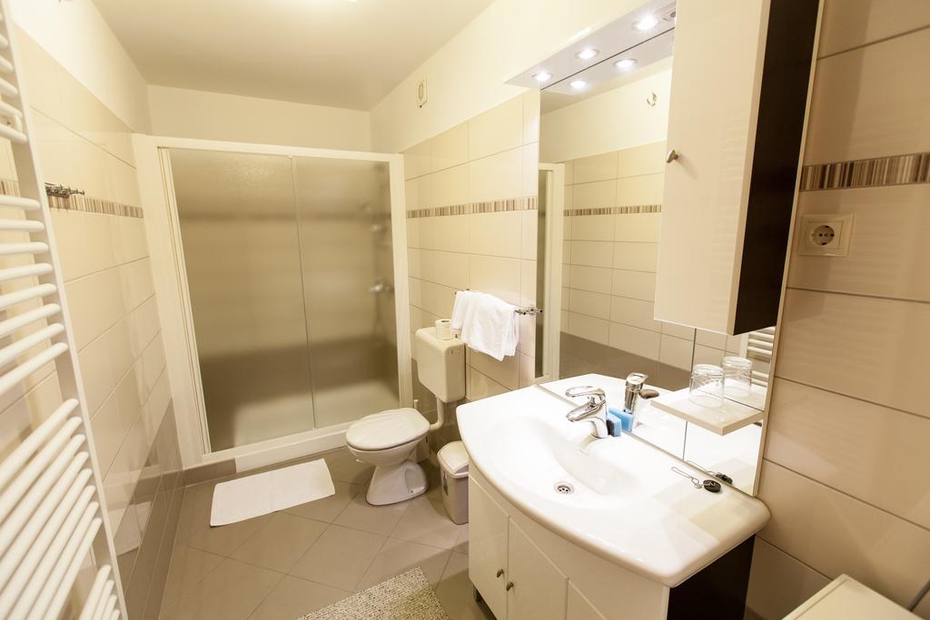 B&B Villa Ana 克尔克 外观 照片