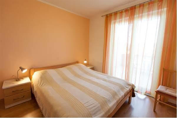 B&B Villa Ana 克尔克 外观 照片