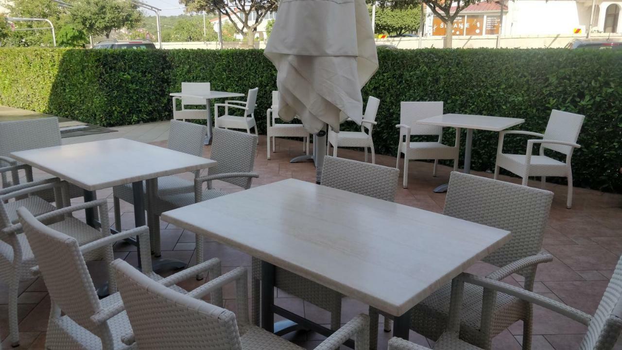 B&B Villa Ana 克尔克 外观 照片